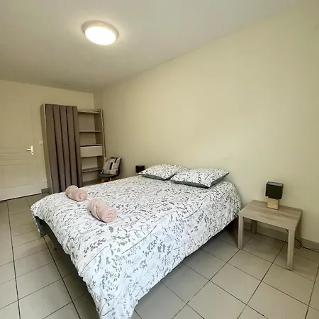 Duplex Renove A 15 Min De Lyon Apartamento