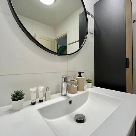 Duplex Renove A 15 Min De Lyon Apartamento Saint-Fons