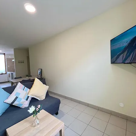 Duplex Renove A 15 Min De Lyon Saint-Fons